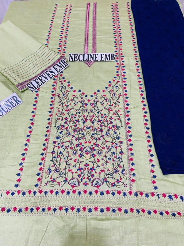 3 Pcs Women's Unstitched Embroidered Khaddar Suit